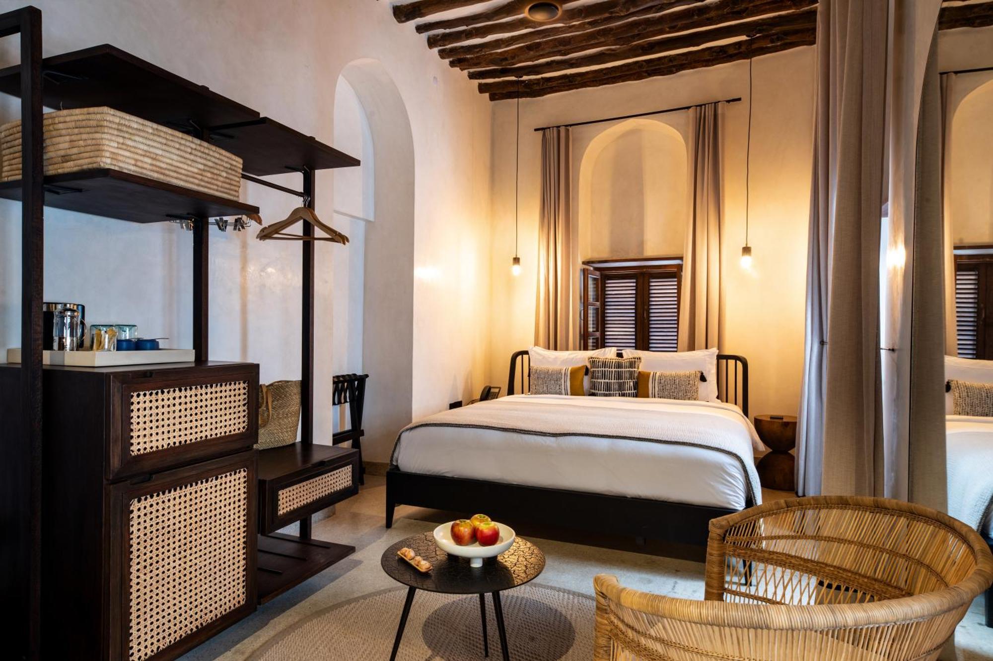 The Neela Boutique Hotel Stone Town Занзібар Номер фото