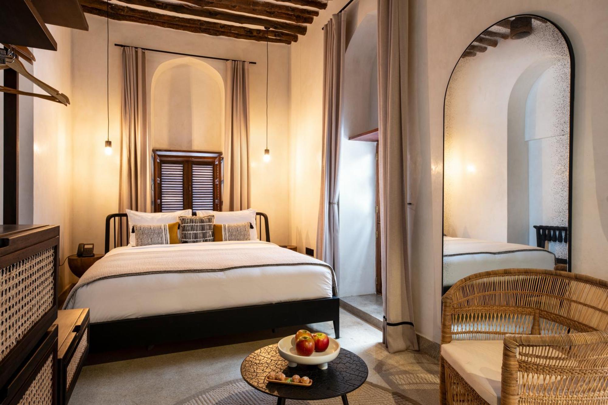 The Neela Boutique Hotel Stone Town Занзібар Номер фото